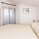 Lucija 2