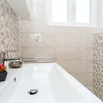 Lucija 2 באסקה