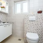Lucija 2 *
