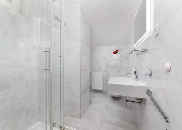 Apartament Lucija 2 *
