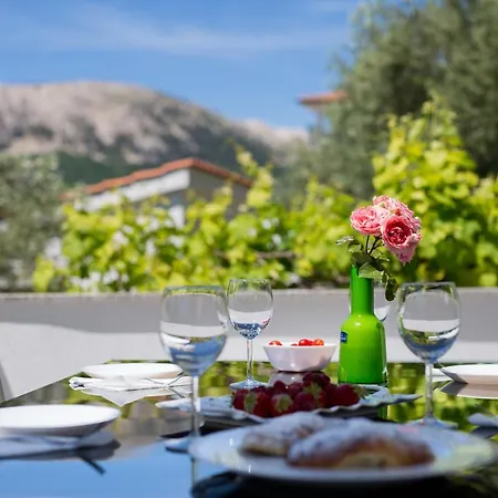 Lucija 2 * 바슈카