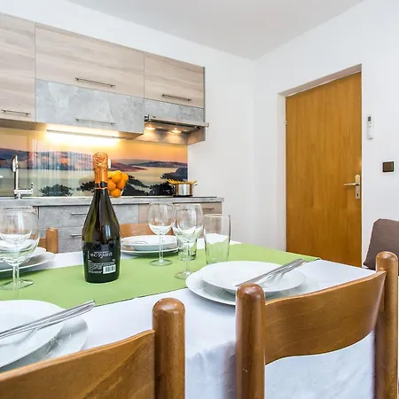 Lucija 2 Appartement