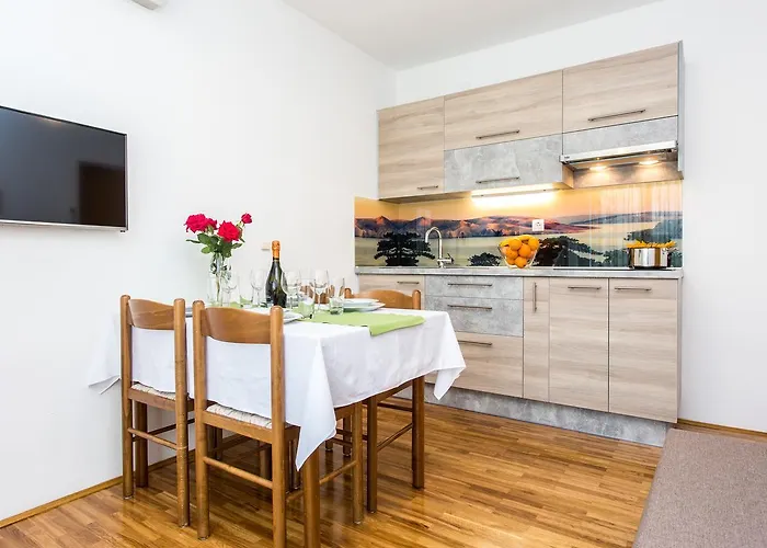 Apartman Lucija 2 Baska (Krk)